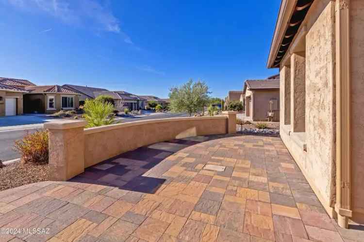 Buy Cortez Home in SaddleBrooke Ranch with Oversized Lot and New Flooring