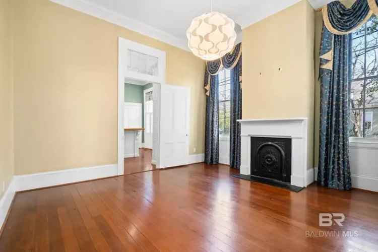 Open House Buy Historic Home in Oakleigh Garden District with 4 Bedrooms