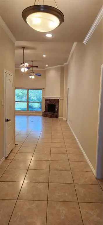 Rent Spacious Property with In-Law Suite Near Martin High School