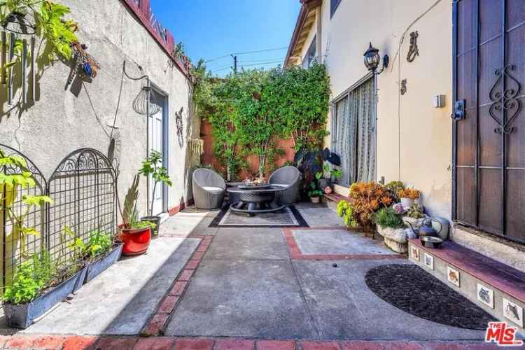 House For Sale in 1766, Midvale Avenue, Los Angeles, California