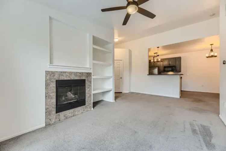 Charming Apartment Unit for Rent in Parker CO with Modern Amenities