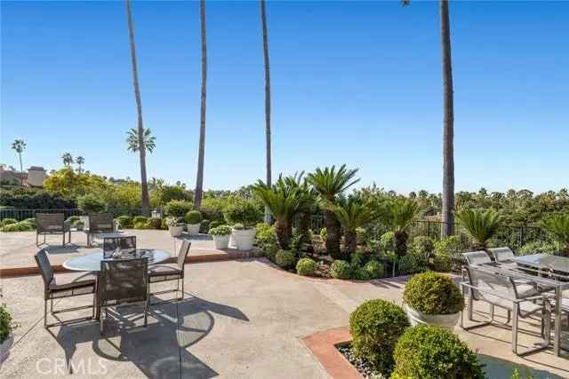 House For Sale in 57,59,61,63, Ocean Vista, Newport Beach, California