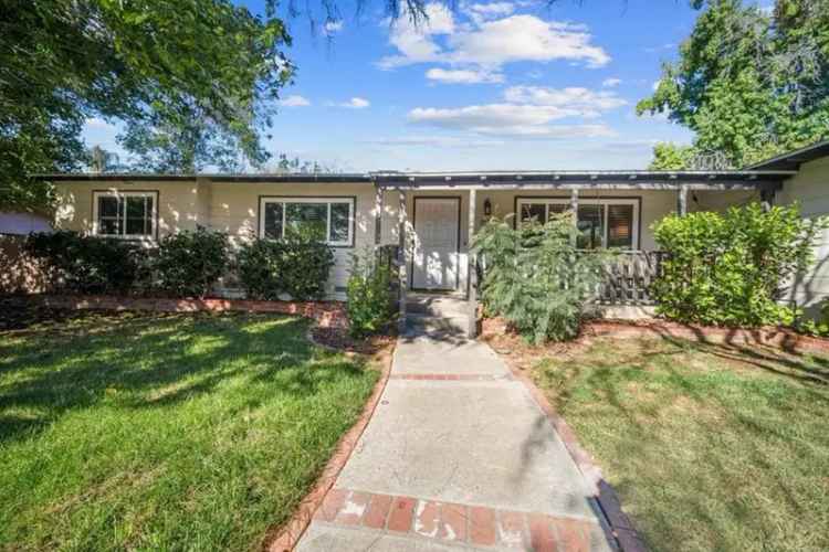 Buy gorgeous remodeled home in Mt Helix with spacious lot and modern features