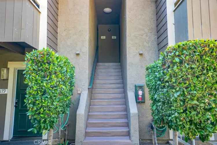 Rent Studio Condo in Irvine with Resort Style Amenities and Convenient Location