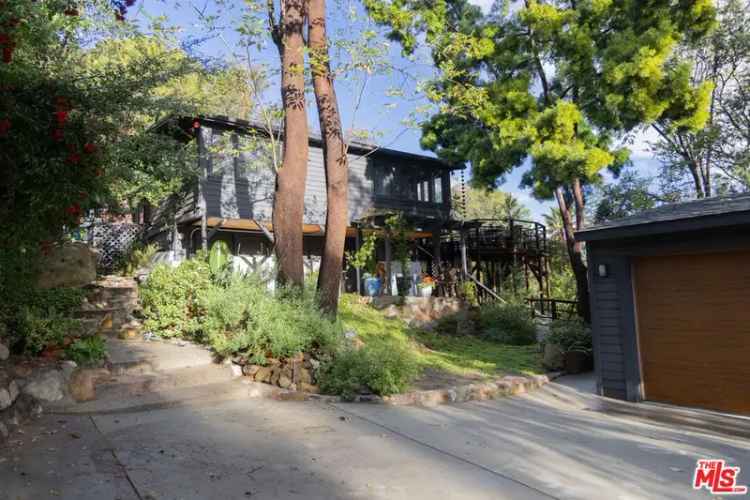 House For Sale in 19643, Valley View Drive, Topanga, California