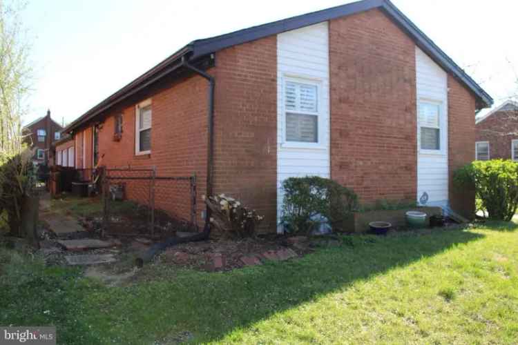 House For Sale in 4127, Anacostia Avenue Northeast, Washington, District of Columbia