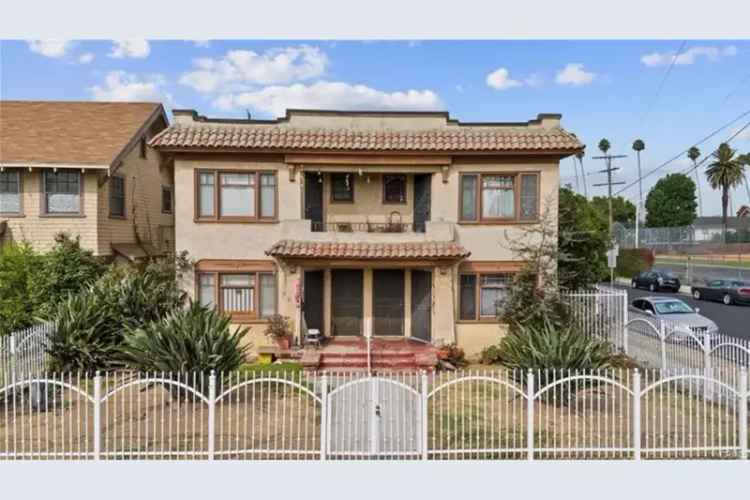 Quadruplex for Sale in Prime Location Near USC and Koreatown