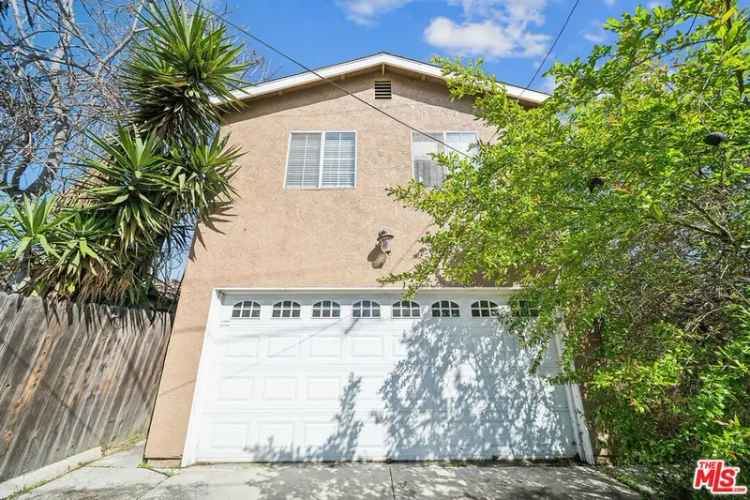 House For Sale in 12221, Athens Way, California