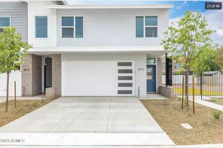 Invest in Modern 5 Unit Townhome Complex in Arcadia