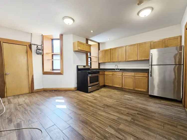 Rent Spacious Apartment Near Pratt Institute Newly Renovated