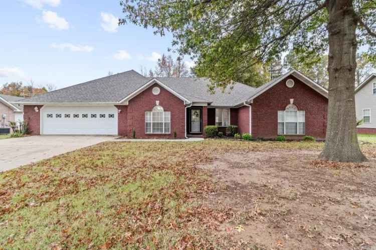 House For Sale in 6902, Deerwood Drive, Paragould, Arkansas