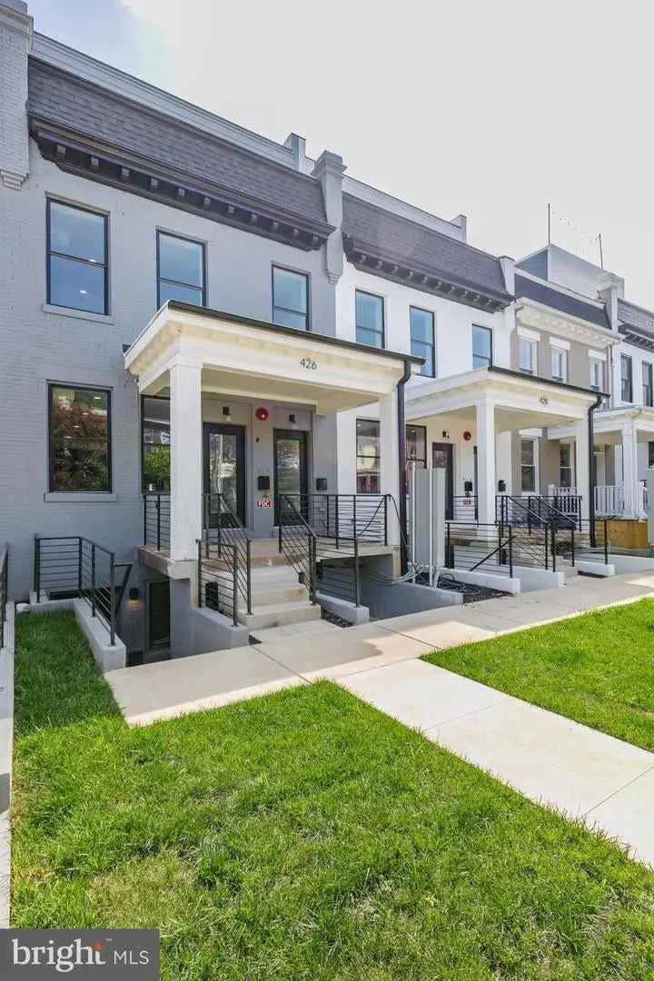 House For Sale in 426, Manor Place Northwest, Washington, District of Columbia