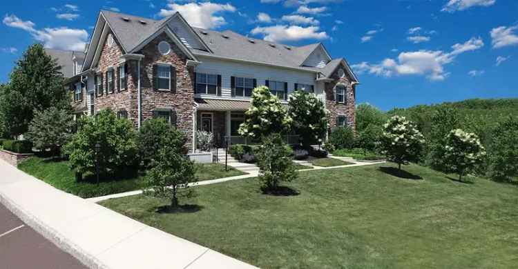 Luxury Townhome Rentals in Sellersville with Scenic Views and Amenities