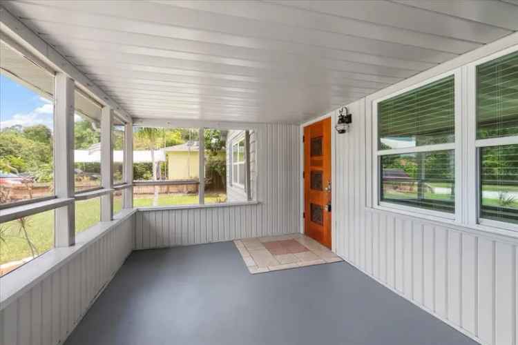 House For Sale in 109, West Grapefruit Circle, Clearwater, Florida