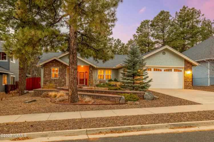 Rent 3 Bedroom House in Mt Elden Foothills with Stunning Views