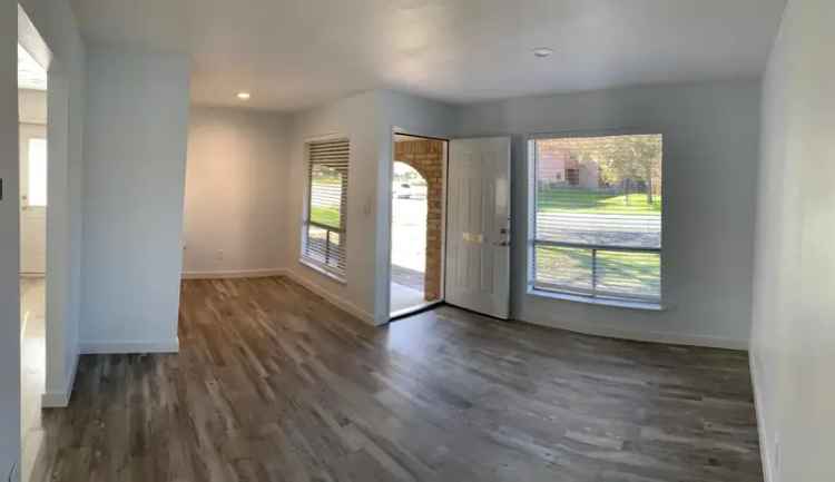 Rent Apartment Unit with Remodeled Interiors