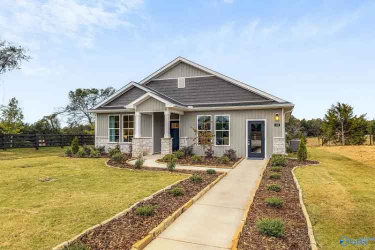 House For Sale in Harvest, Alabama