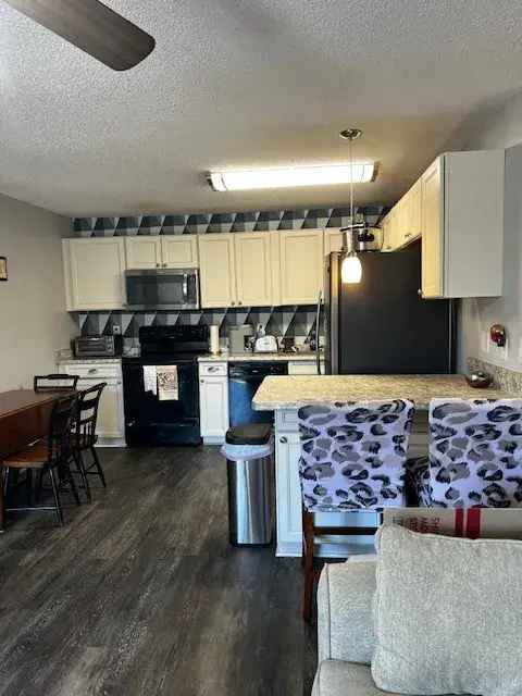 Rent Apartment Unit in Renegade Condominiums with Great Amenities