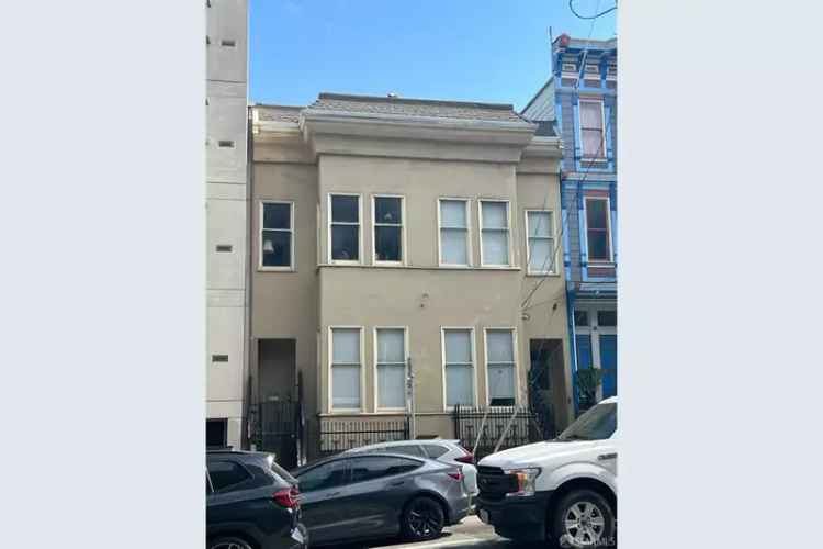 Rent Residential Property in Hayes Valley with Victorian Detailing