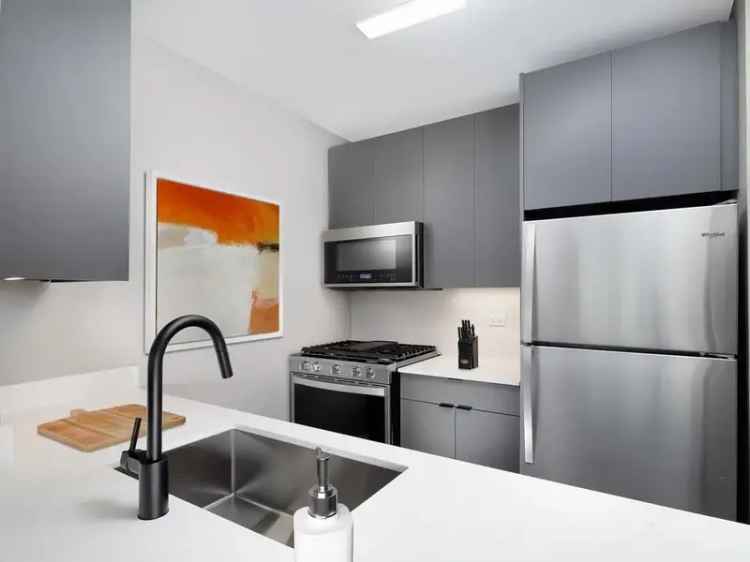 Rent Apartments in Midtown with Modern Features and Great Amenities