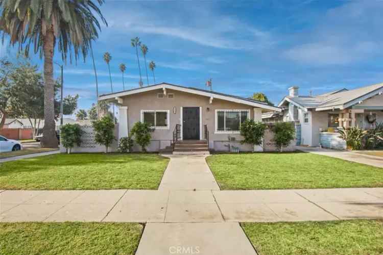 Buy Duplex in South LA with 3 Bedrooms and Renovated Features