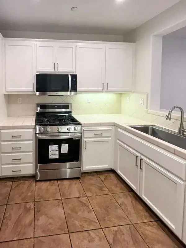 Rent Apartment Unit Beautiful 3 Bedrooms Near Wildcat Canyon