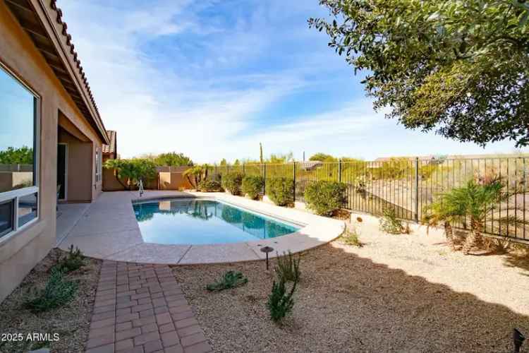 Buy luxury home with stunning views and casita in Lone Mountain