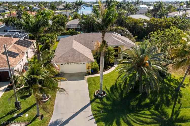 House For Sale in 4417, Southwest 25th Place, Cape Coral, Florida