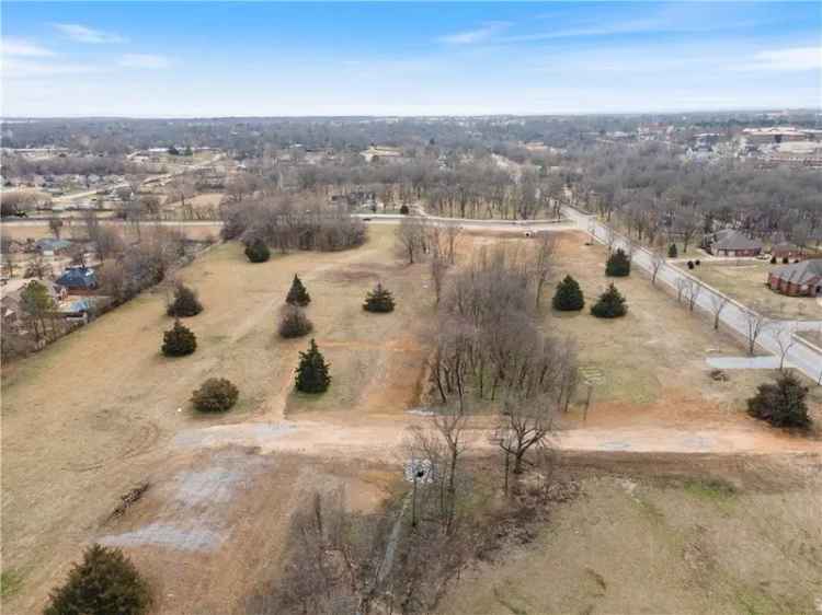 Land For Sale in Siloam Springs, Arkansas