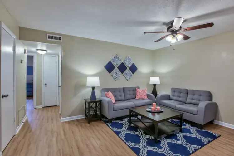 Rent Apartments Miccosukee Arms Tallahassee FL with Amenities