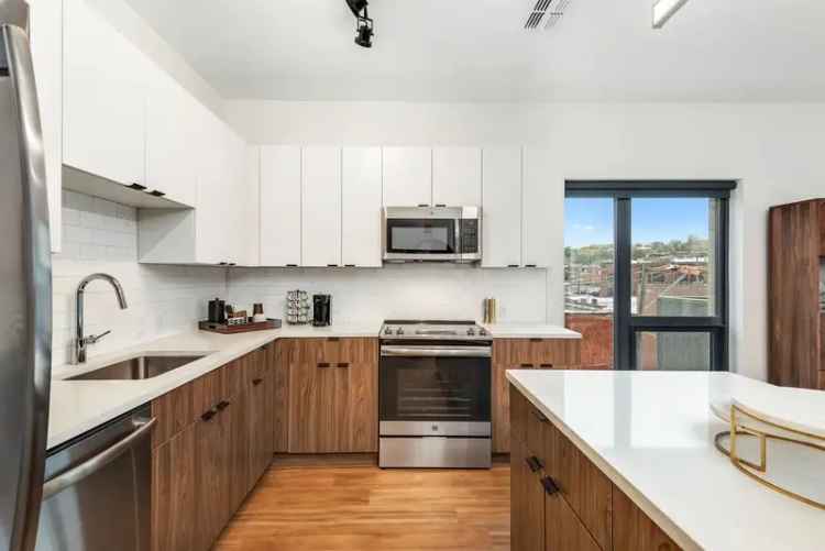 Rent Apartments in Kansas City's Crossroads Arts District with Smart Features