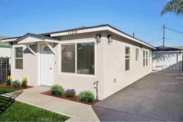 House For Sale in 12226, South San Pedro Street, California