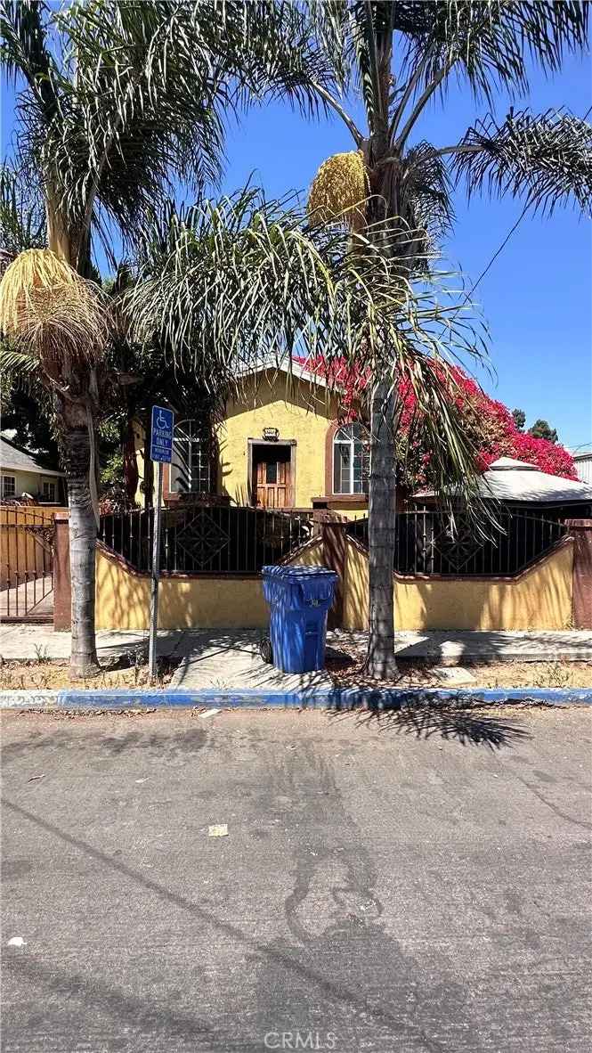 House For Sale in 321, West 58th Street, Los Angeles, California