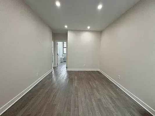 Rent Modern 2 Bedroom Apartment Unit with Home Office Potential