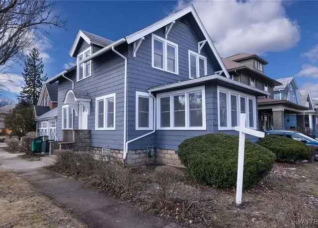 House For Sale in 58, Montrose Avenue, Buffalo, New York