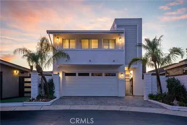 House For Sale in 58, Balboa Coves, Newport Beach, California