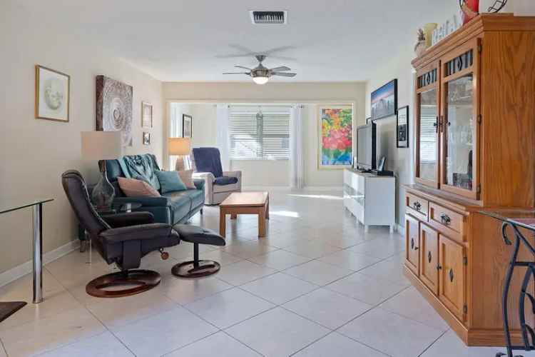 House For Sale in Delray Beach, Florida