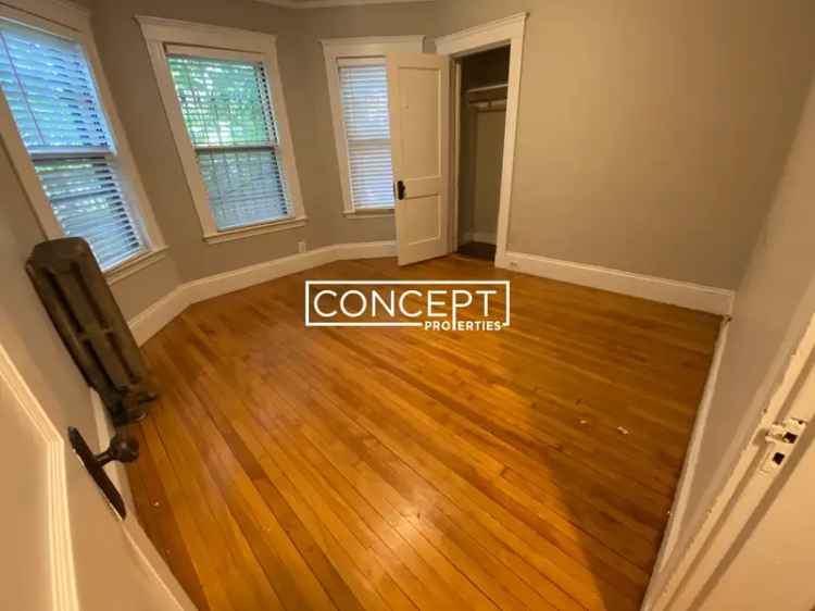 Rent 1 Bedroom Apartment in Harvard Square with Pet Friendly Features