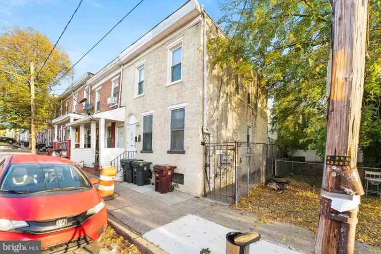 Investment opportunity duplex for sale with rental potential