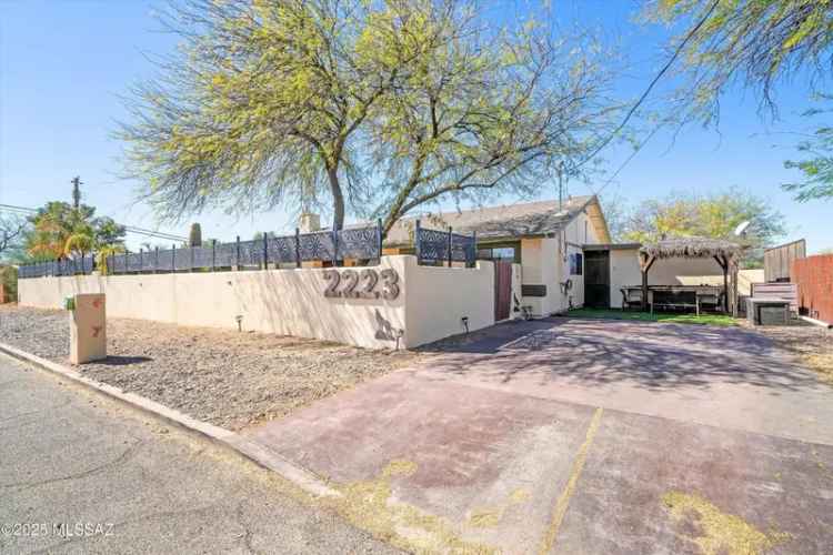 House For Sale in 2223, North Forgeus Avenue, Tucson, Arizona