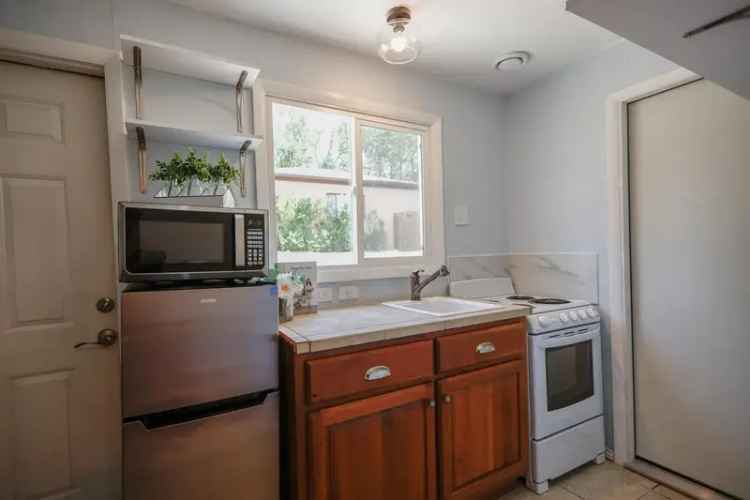 Studio Apartment for Rent in Colorado Springs with Mountain Views