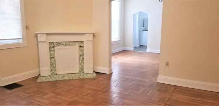 Rent Spacious Apartment Unit in Gaslight Area with Elegant Features