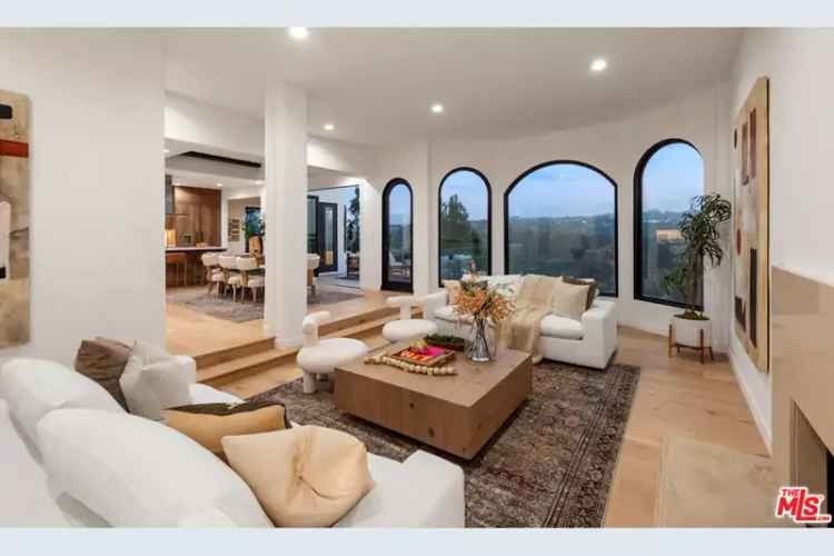 Luxury Buy Estate with Ocean Views in Private Hillside Location