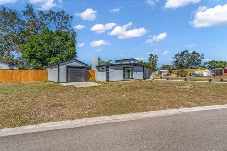 House For Sale in 6512, Clemson Street, Bradenton, Florida