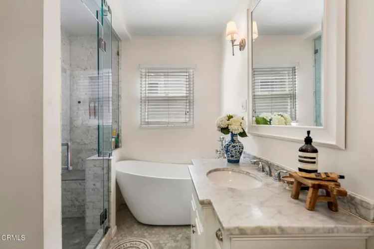 House For Sale in 1103, South Genesee Avenue, Los Angeles, California