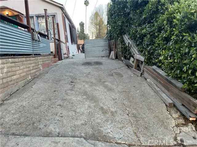 House For Sale in 4407, Turquoise Street, Los Angeles, California