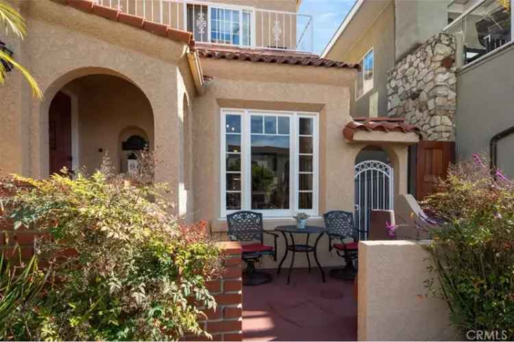 House For Sale in 230, Argonne Avenue, Long Beach, California