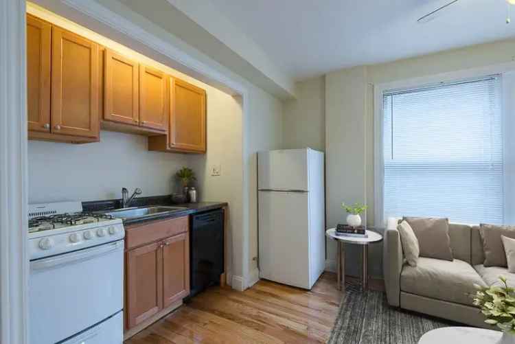 Rent Apartment in Chicago with Vintage Charm and Modern Amenities