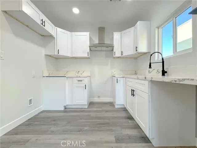 House For Sale in 837, West 98th Street, Los Angeles, California