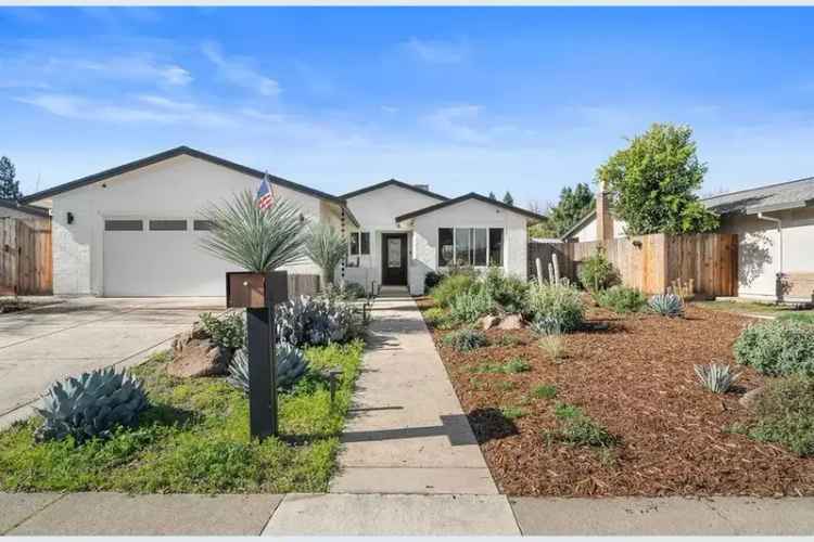 House For Sale in 14, Lochness Court, Sacramento, California